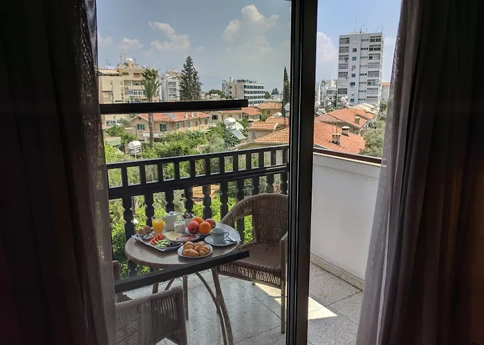 尼科西亚罗德斯公寓式酒店