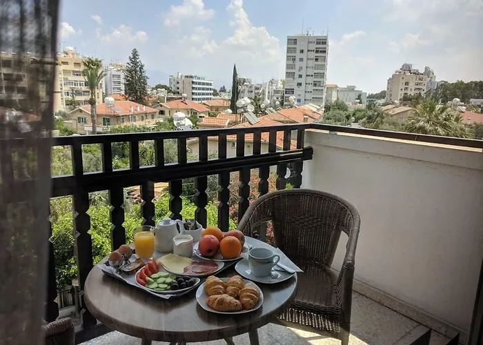 尼科西亚罗德斯公寓式酒店